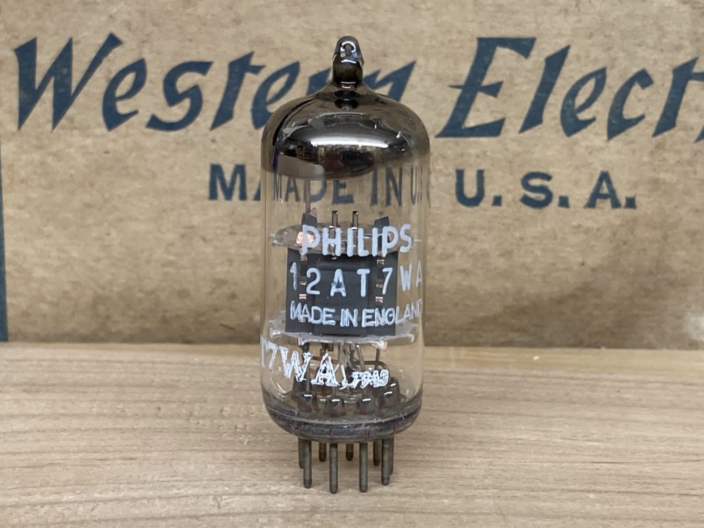 Valvo CCaチューブ マッチドペア - オランダ 1961年NOS Valvo CCaチューブ マッチドペア - オランダ 1961年NOS Valvo