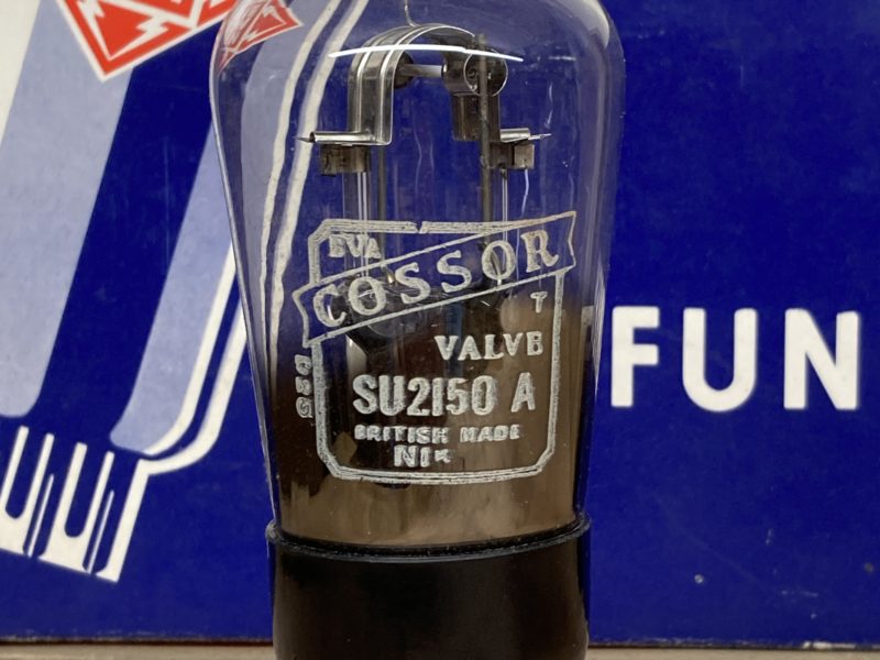 SU 2150A Cossor, beautiful and rare steam punk tube from the 1940ies, new in original, sealed box