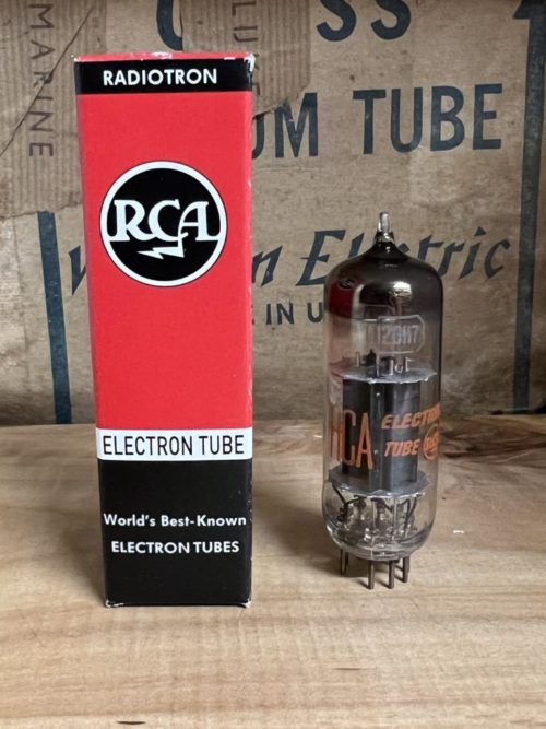 12BH7 RCA, NOS, black plate, big horse shoe getter