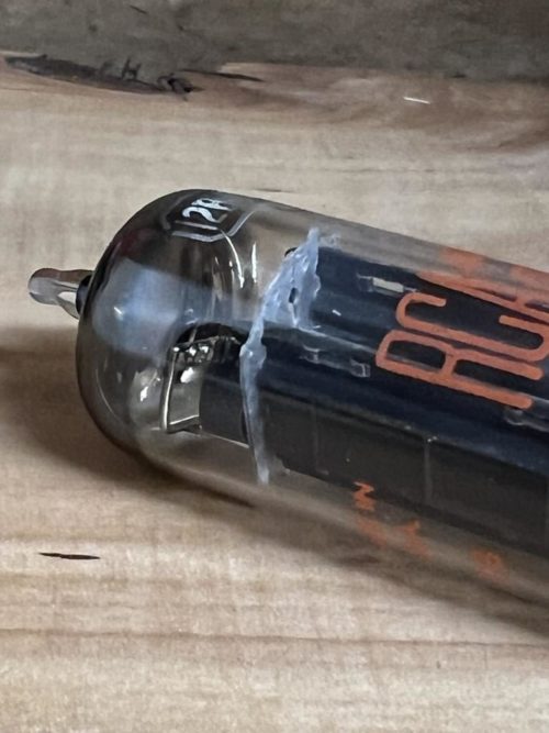 12BH7A RCA, NOS, black plate, small rectangular getter - Image 3