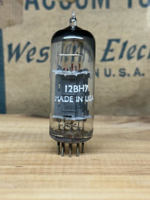 12BH7A Sylvania, short grey plate, rectangualar getter, copper rods